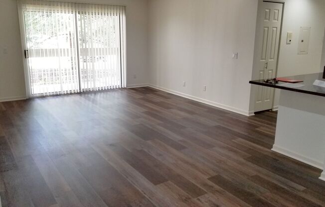 2 beds, 2 baths, 1,027 sqft, $1,535, Unit 410-102