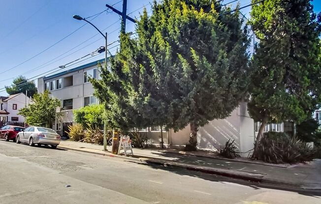 1844 7th Avenue