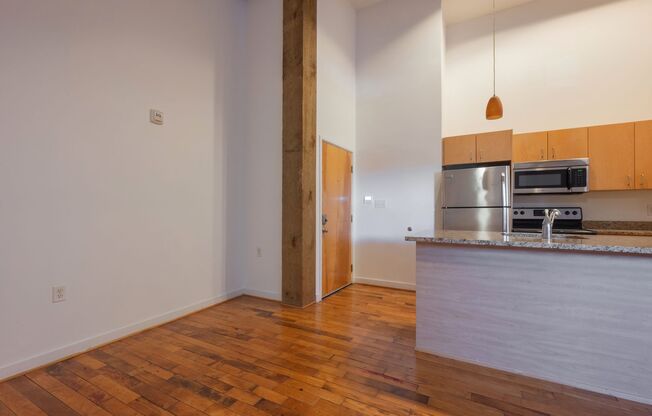 2 beds, 2 baths, 1,060 sqft, $1,250, Unit 209