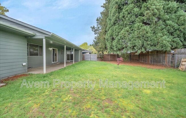 4330 NE 129 PL