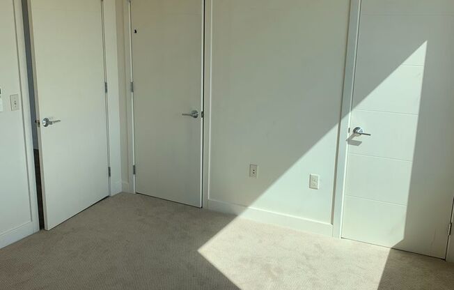 1 bed, 1 bath, 670 sqft, $2,125, Unit 231