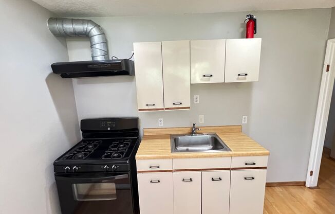 1 bed, 1 bath, $1,675