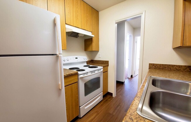 1 bed, 1 bath, $1,725, Unit 20