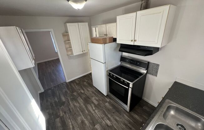 Charming 3-Bedroom Single Family Home – Modern Upgrades & Prime Location!