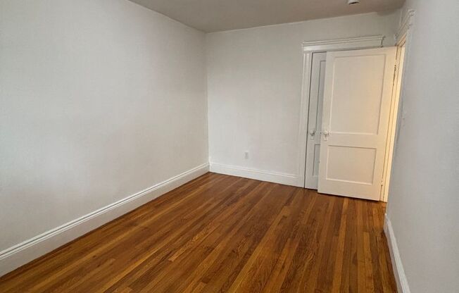 1 bed, 1 bath, 579 sqft, $2,300, Unit 105 Summer #404