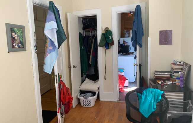 4 beds, 2 baths, $2,395, Unit 9