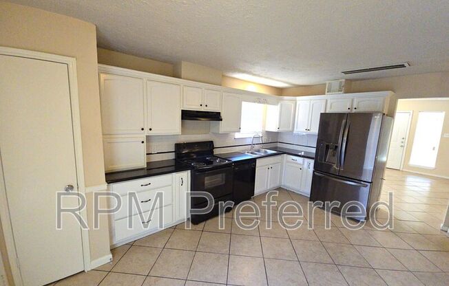 4718 REYNALDO DR
