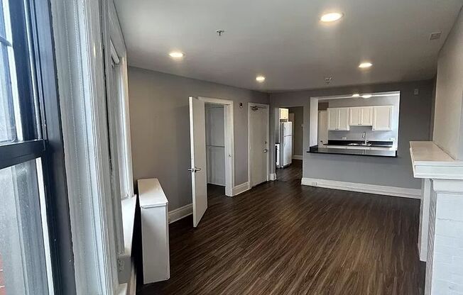 1 bed, 1 bath, 672 sqft, $1,200, Unit MSA-A7