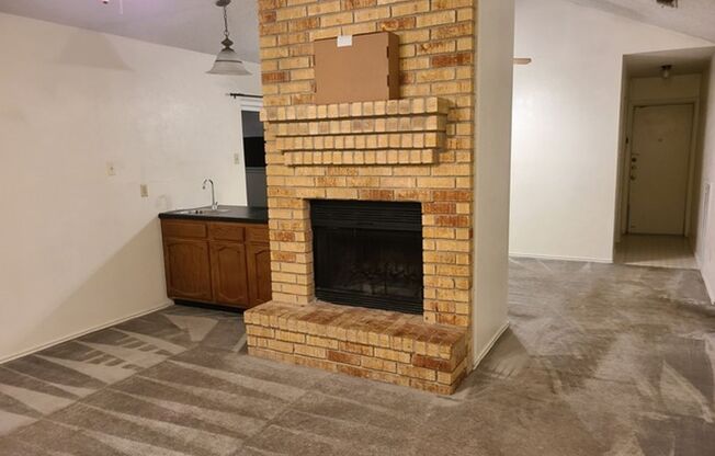 620 FERN MDW DR