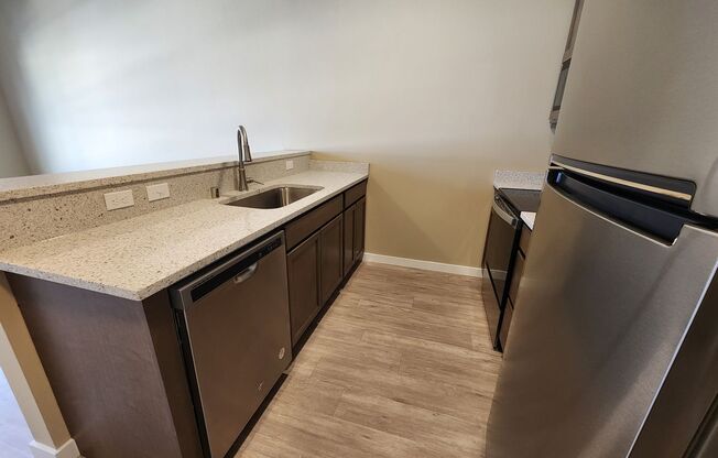 3 beds, 1 bath, $2,650