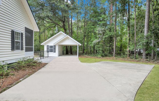 Cottage in Richmond Hill City Limits