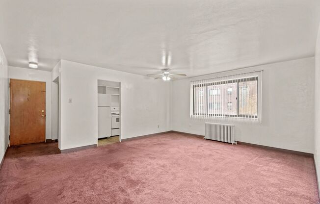 2 beds, 1 bath, 800 sqft, $475, Unit 2117 Brownsville Road Apt #A21