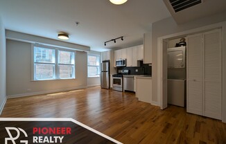 656 W WRIGHTWOOD 215