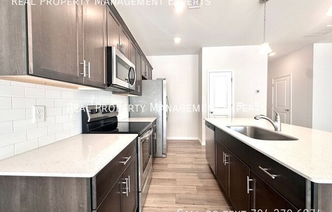 58 WOODSDALE PL SE