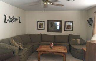 2 beds, 2 baths, $1,400