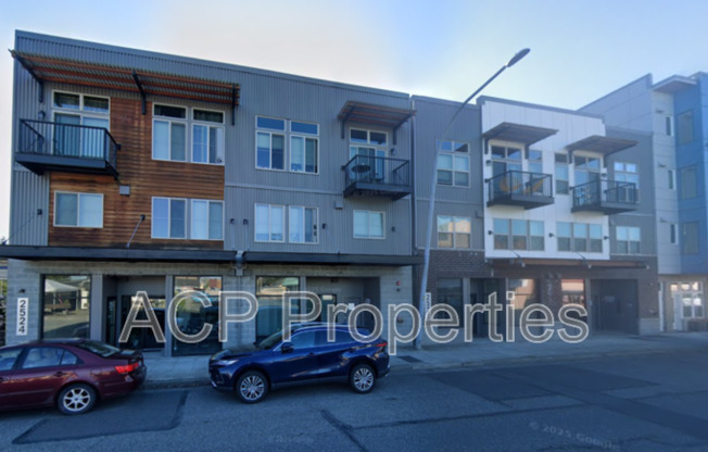 2524 Meridian St.