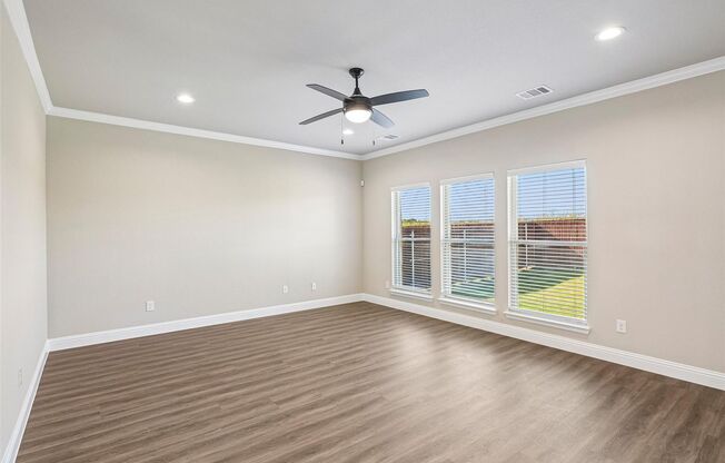 1045 Nighthawk Tr, Alvarado 76009