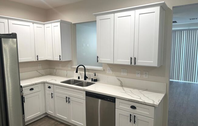 Newly Renovated 1,811 sqft home! 3365 Moon Eclipse