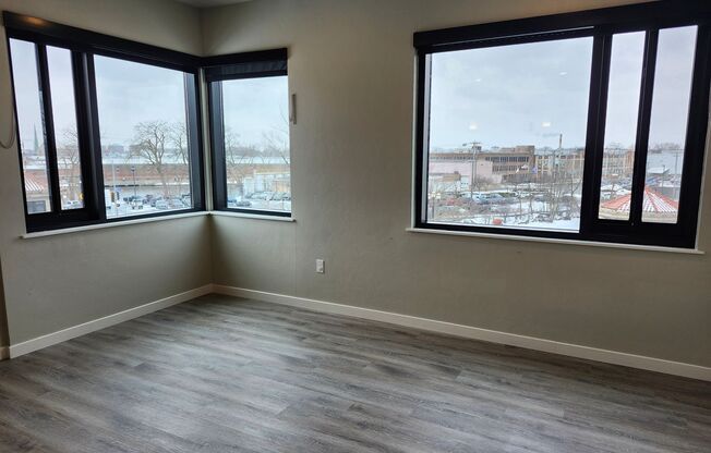 2 beds, 1 bath, 966 sqft, $1,550, Unit 301