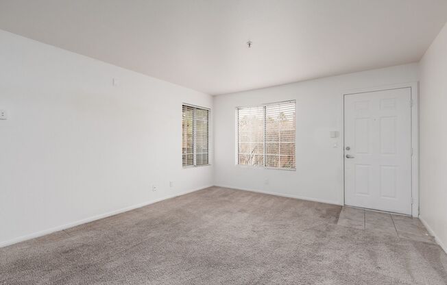 NEAR SUMMERLIN 1 BED, 1 BATH CONDO IN GATED COMMUNITY