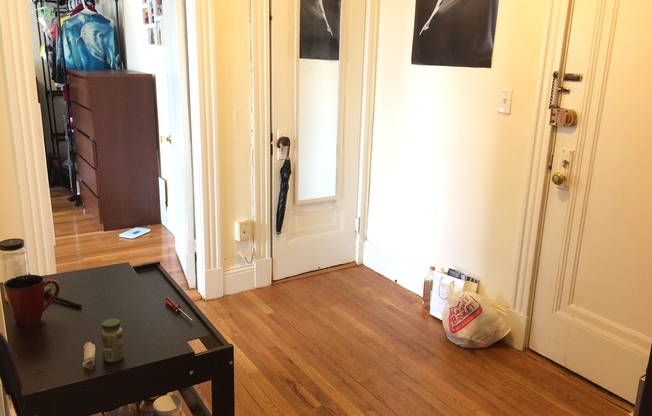 1 bed, 1 bath, 577 sqft, $2,250, Unit 01-054