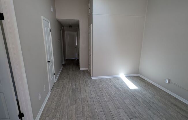 Beautifully Remodeled 2 Bed, 1.5 Bath Duplex with Privacy Fence