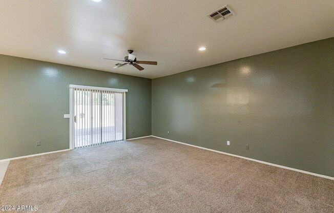 Prime 4 Bedroom Glendale Home