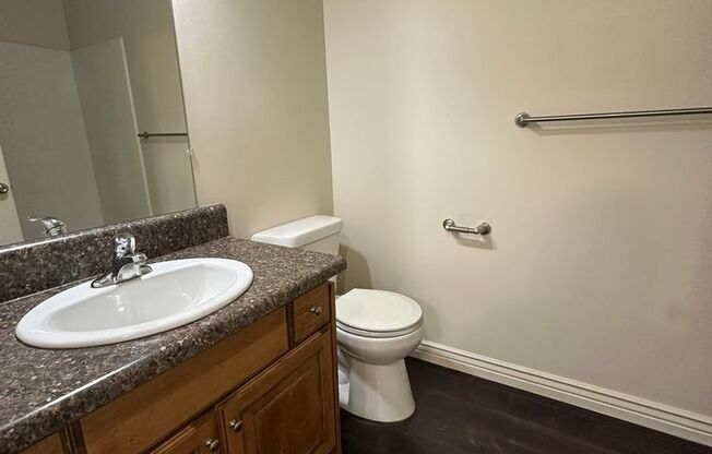 2 beds, 1.5 baths, 1,000 sqft, $1,395, Unit Unit 19
