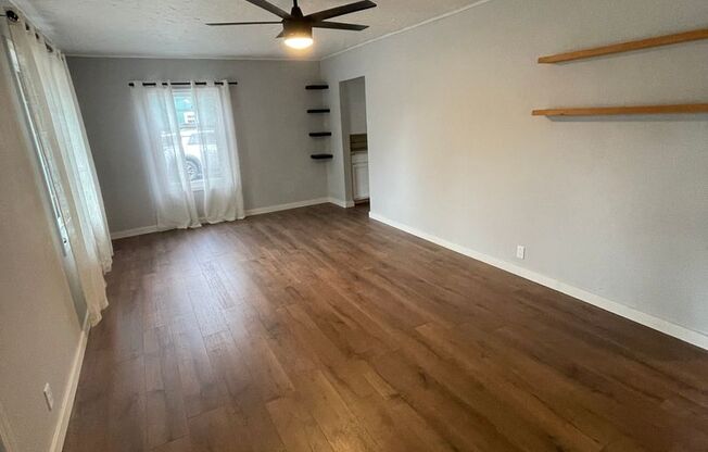 2 beds, 1 bath, $1,895