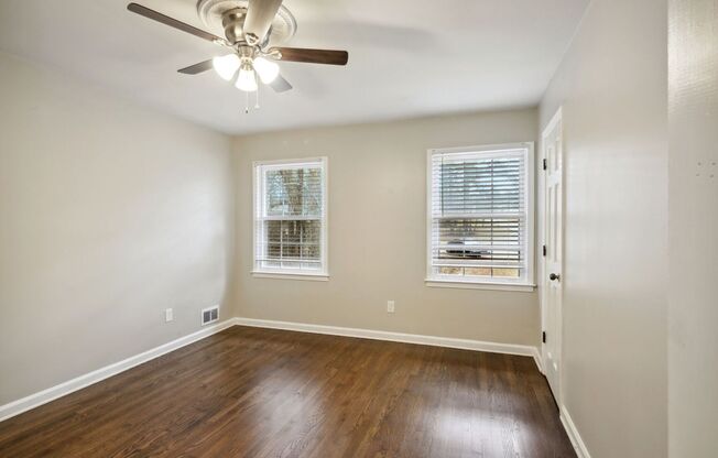 4 beds, 2.5 baths, $2,575, Unit Unit A