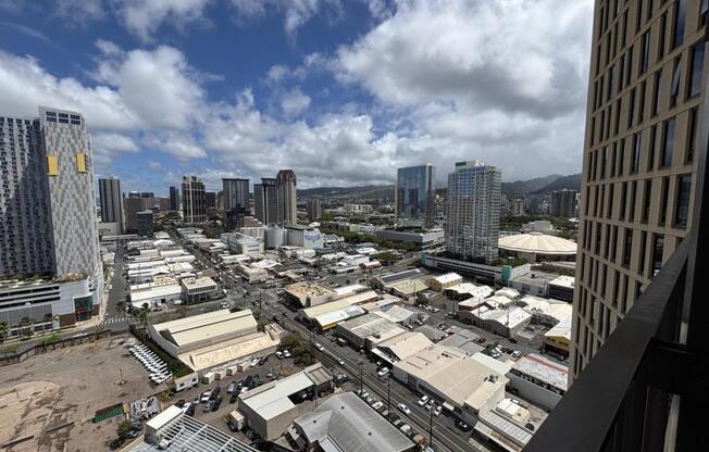 1 bed, 1 bath, 563 sqft, $3,800