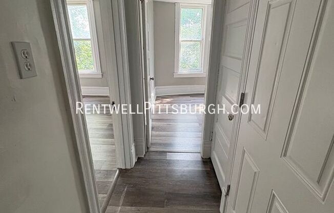 310 BROADWAY AVE