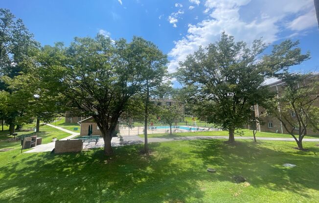 2 beds, 2 baths, 1,000 sqft, $1,975, Unit 14225 #102
