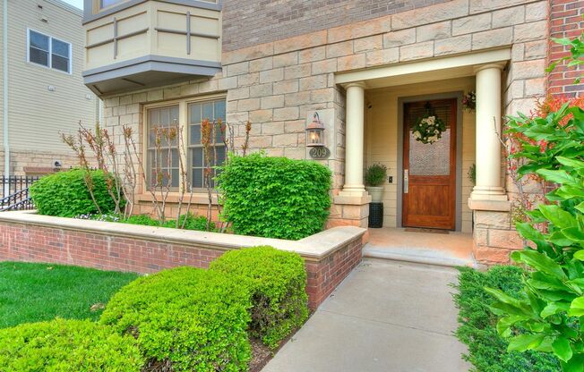 Beautiful Downtown OKC Townhouse