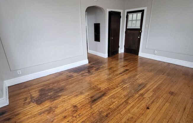 3862-66 South Spring Ave