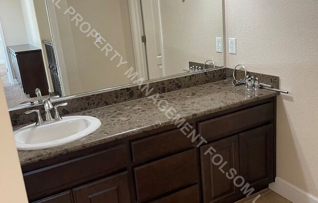 3 bedroom, 3 bathroom condo at The Rivage in Folsom!