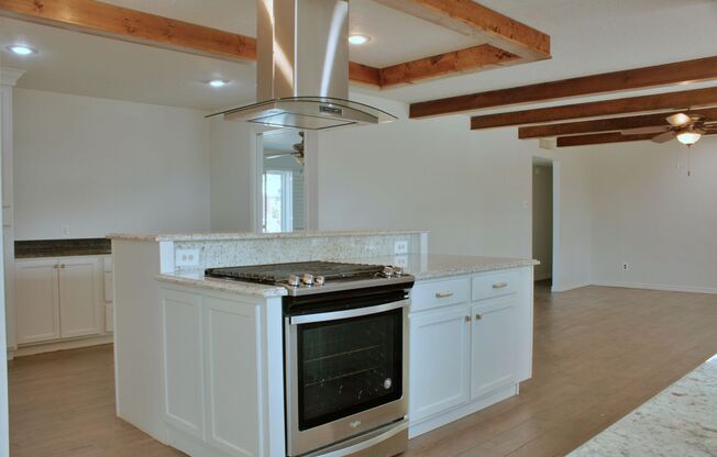 4 bed, 3 Bath, Westside El Paso, 6447 Belton