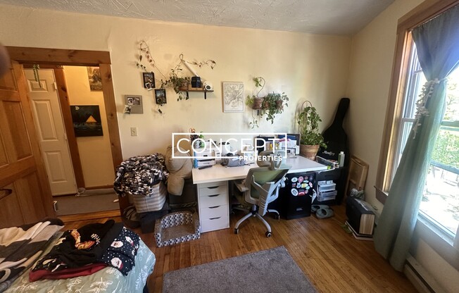 100 RIV ST