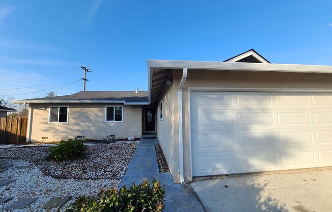 For Rent – Beautifully Updated 3-Bedroom Home in San Jose!