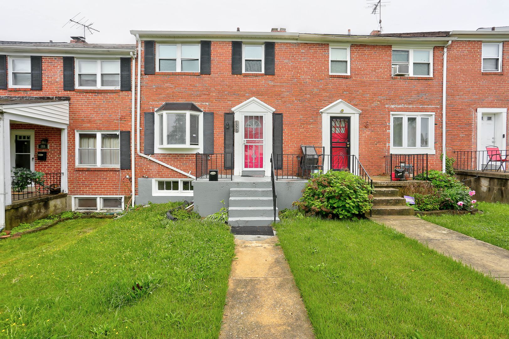 3-Bedroom 2-Bath Row Home Minutes from Morgan State