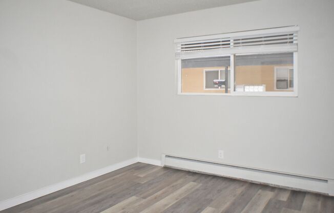 2 beds, 1 bath, 775 sqft, $1,395, Unit 450-8