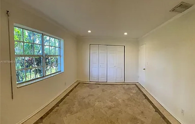 Charming 3 Bedroom 2 Bathroom House - Huge Yard