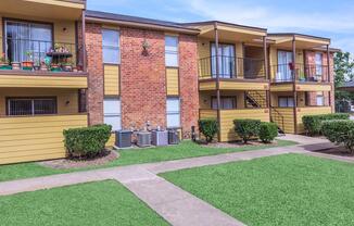 Willow Ridge - Apartment Living in Houston, TX