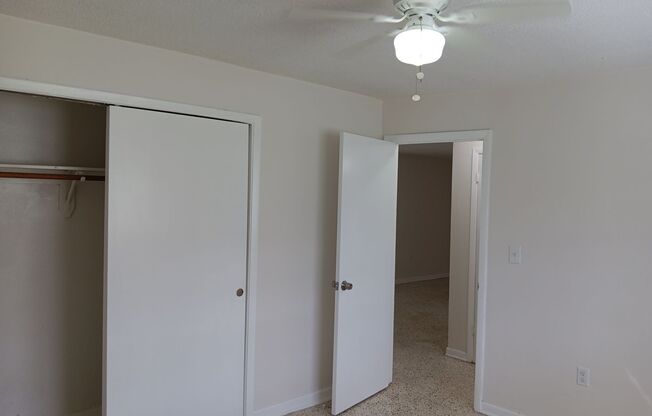 2 beds, 1 bath, 650 sqft, $1,950, Unit 5