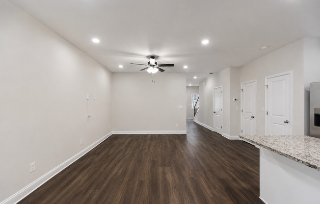 3 beds, 2.5 baths, 1,493 sqft, $2,235, Unit 5148