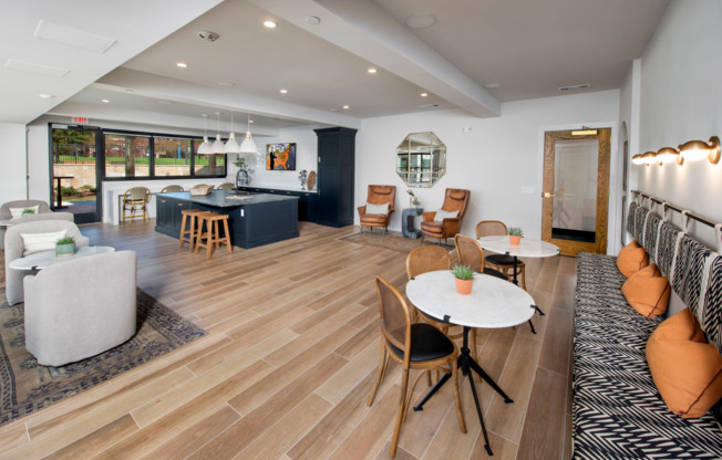 Clubhouse Interior 08