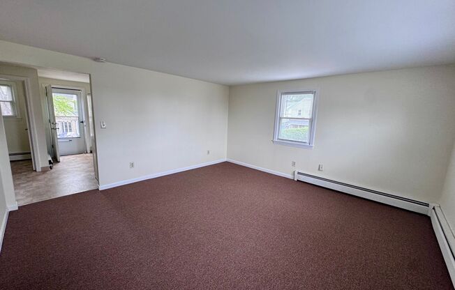 Newly Renovated Year-Round Apartments – Steps from the Beach in Hampton, NH