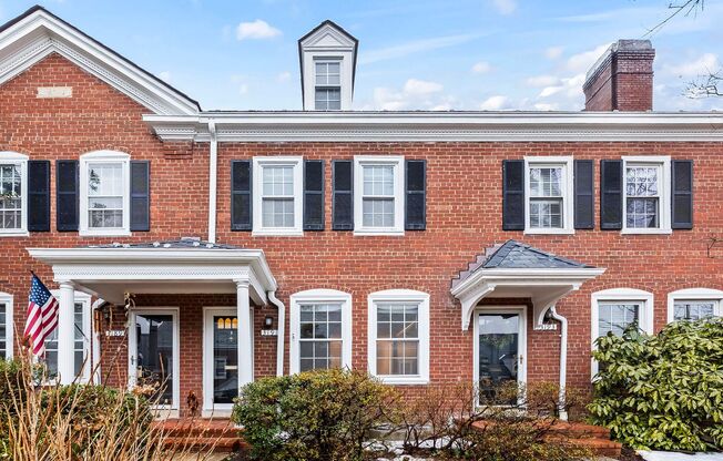 Fully Renovated 2BR/2BA with Finished Lower Level & Private Patio in Arlington