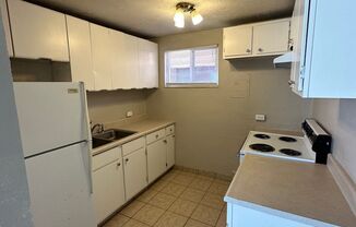 1 bed, 1 bath, $750, Unit Unit C