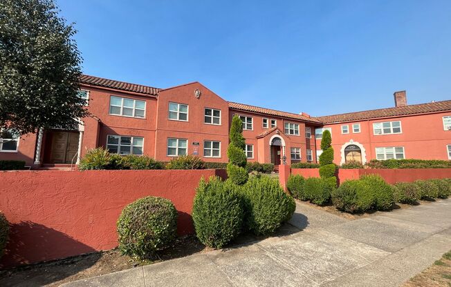 Villa Royalle by Star Metro